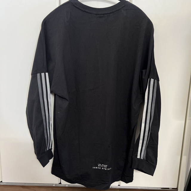 adidas(アディダス)のa♡大きいサイズ様。adidas✴︎袖ライン入りロンT XLサイズ メンズのトップス(Tシャツ/カットソー(七分/長袖))の商品写真