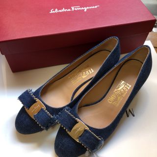 フェラガモ(Ferragamo)のフェラガモ　デニムパンプス♡(ハイヒール/パンプス)