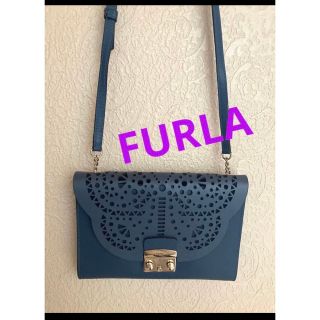 フルラ(Furla)のフルラ　斜め掛けok ショルダーバッグ　本革型抜き　くすみブルー(ショルダーバッグ)