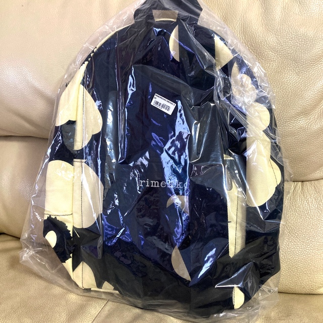 新品 マリメッコ リュックサック ピエニ ウニッコ 黒×黄色