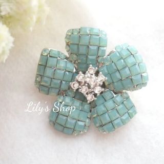 FOXEY お花のブローチ - espritlibremaurice.com