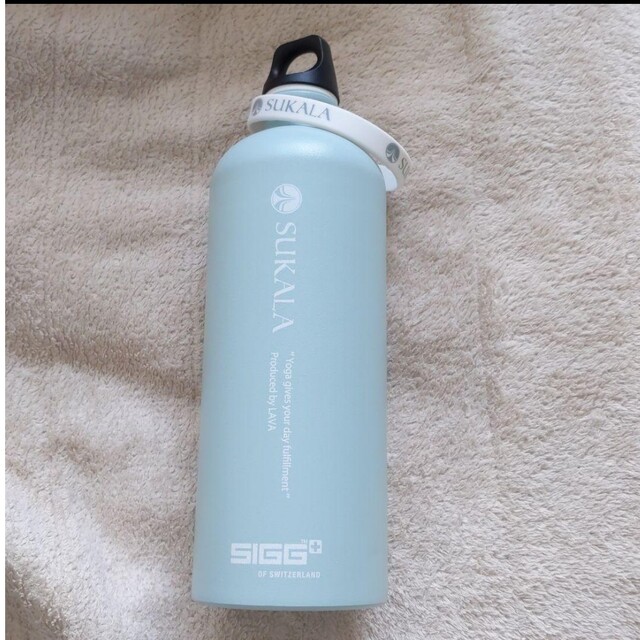 SIGG(シグ)のラバ 水素 ボトル スポーツ/アウトドアのトレーニング/エクササイズ(ヨガ)の商品写真