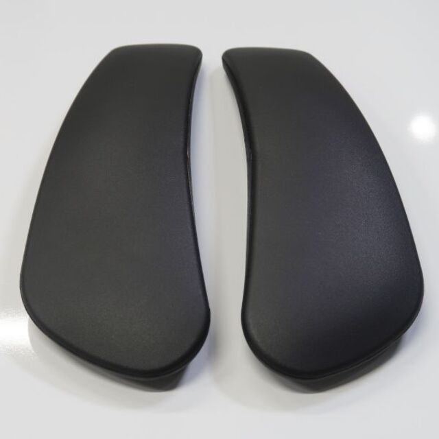オカムラ バロン/ゼファーチェア 専用 アジャストアーム肘パッド左右セットの通販 by tokyosyoukai_DOUGUYA オカムラ バロン ゼファーチェア 専用 アジャストアーム肘パッド左右セット