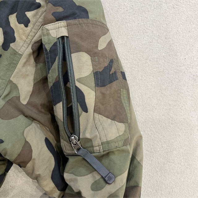 夏・お店屋さん ノースフェイス MA-1モデル迷彩柄ダウンジャケット
