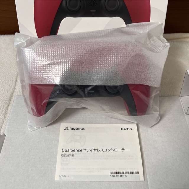 【超美品】ヒデアキさま専用　ps5コントローラ純正 エンタメ/ホビーのゲームソフト/ゲーム機本体(家庭用ゲーム機本体)の商品写真