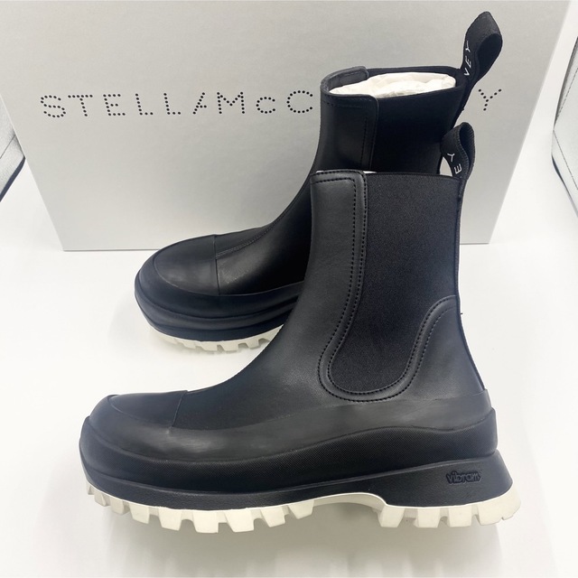 至上 激レア 美品 Stella McCartney 38 キルティングブーツ 白黒