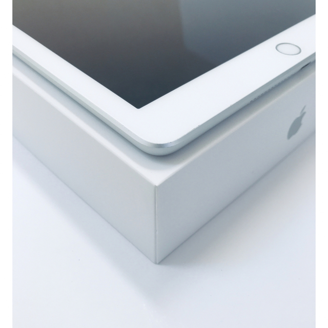 Apple iPad 第7世代 Wi-Fi 32GB【美品】 4