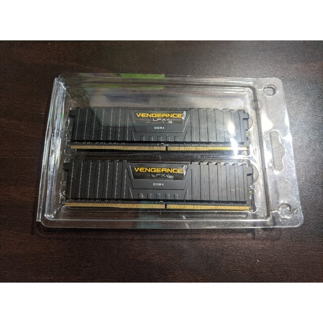 PC用メモリ VENGEANCE DDR4 16gb