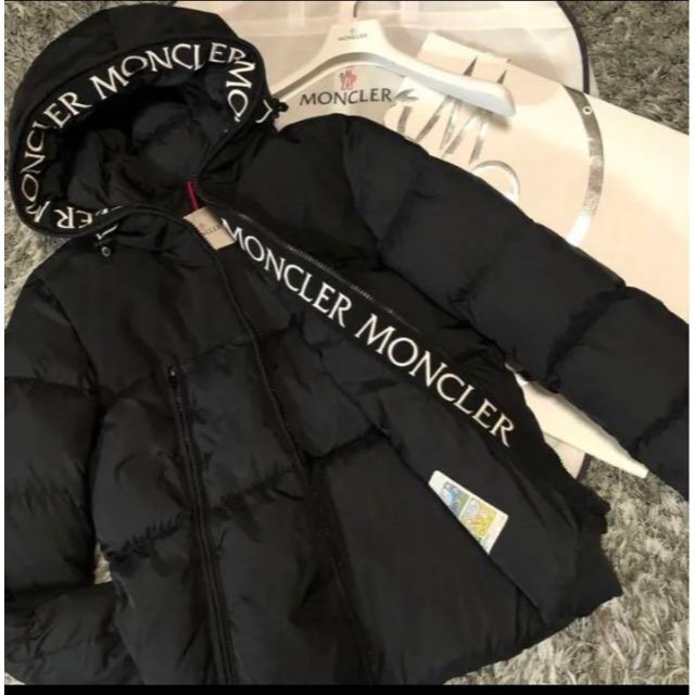 美品 モンクレール ボア パーカー サイズL | www.ddechuquisaca.gob.bo