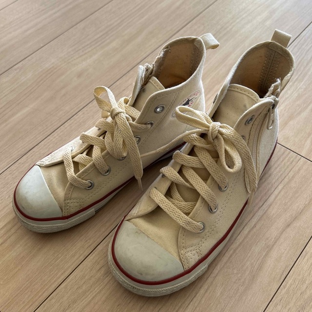 CONVERSE(コンバース)のコンバース　オールスター　ハイカット　キッズスニーカー キッズ/ベビー/マタニティのキッズ靴/シューズ(15cm~)(スニーカー)の商品写真