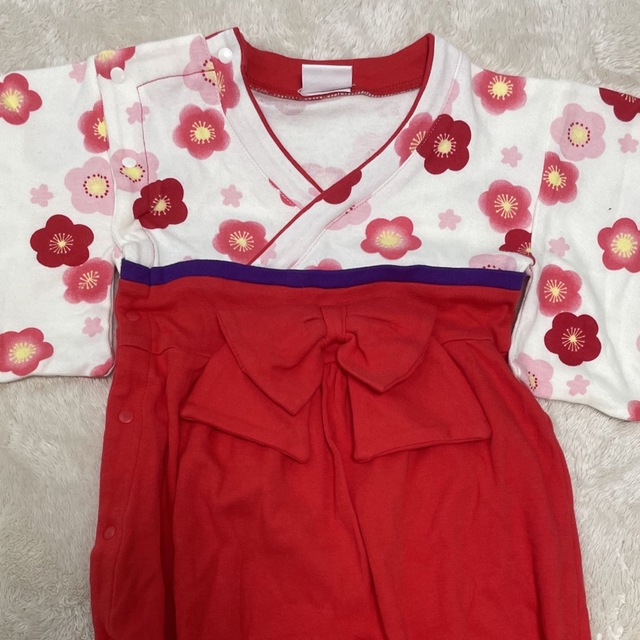 AEON(イオン)の袴ロンパース　赤 キッズ/ベビー/マタニティのベビー服(~85cm)(和服/着物)の商品写真