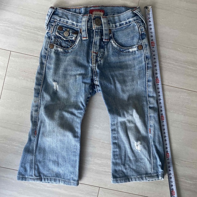 True Religion(トゥルーレリジョン)のブーツカット　子供　デニム　90-95 キッズ/ベビー/マタニティのキッズ服男の子用(90cm~)(パンツ/スパッツ)の商品写真