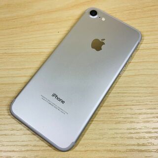 アップル(Apple)のﾊﾞｯﾃﾘｰ100％ SIMﾌﾘｰ iPhone7 32GB P140(スマートフォン本体)