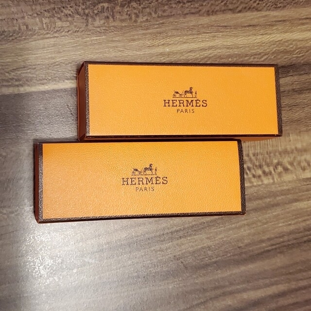 Hermes(エルメス)のHERMES　リップの空箱 コスメ/美容のベースメイク/化粧品(リップグロス)の商品写真