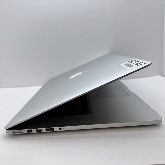 MacBook Pro 15inch Core i7 16GB Office付き 5