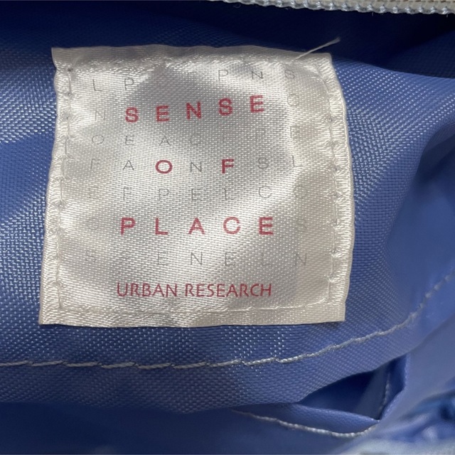 SENSE OF PLACE by URBAN RESEARCH(センスオブプレイスバイアーバンリサーチ)の雑誌付録＊アーバンリサーチ　アリスの化粧ポーチ レディースのファッション小物(ポーチ)の商品写真