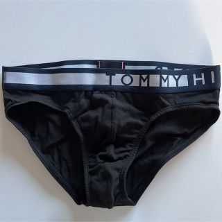 トミーヒルフィガー(TOMMY HILFIGER)のトミーヒルフィガー　メンズビキニ　SM 黒　ブラックブリーフ　メンズインナー(その他)