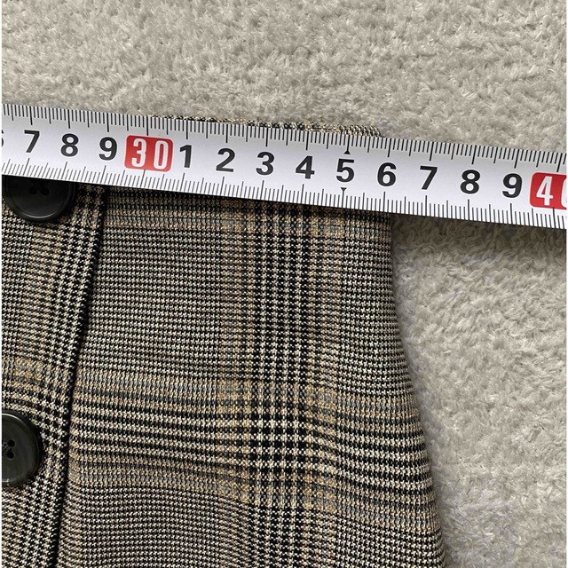 UNIQLO(ユニクロ)のUNIQLO サイドボタンチェックラップスカート レディースのスカート(ひざ丈スカート)の商品写真
