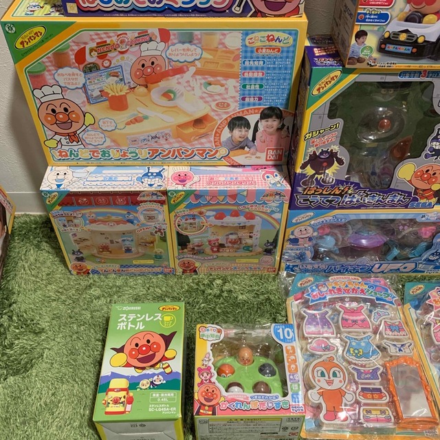 新品未開封】お買い得 アンパンマン おもちゃ 雑貨 まとめ売り 16点セット-