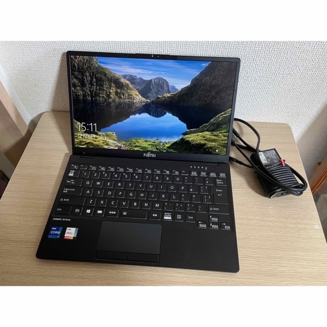 富士通 LIFEBOOK WU2/E3 i7-1165G7 32G 512GB