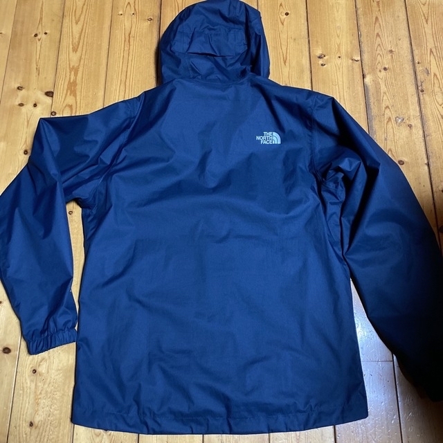 THE NORTH FACE(ザノースフェイス)の美品 ノースフェイス マウンテンパーカー 紺色 サイズM DRY VENT メンズのジャケット/アウター(マウンテンパーカー)の商品写真