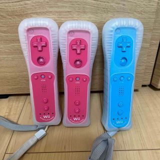 ウィー(Wii)のwiiリモコン　３台セット(その他)