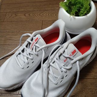 ナイキ(NIKE)の【まめ様】ナイキ レボリューション26(スニーカー)