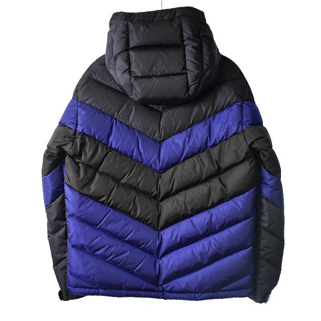 MONCLER(モンクレール)のMONCLER 19AW ALEIG ダウンジャケット シェブロン加工 0 メンズのジャケット/アウター(ダウンジャケット)の商品写真