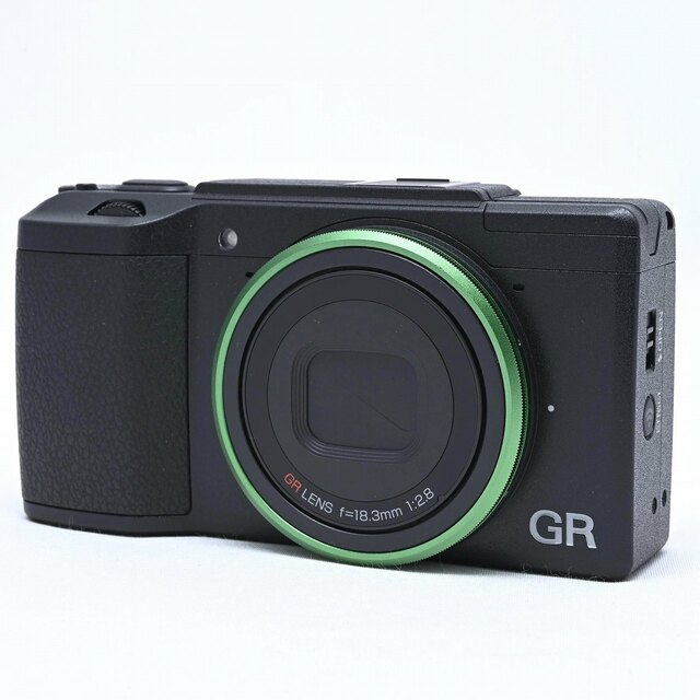 RICOH(リコー)のRICOH GR II 初回生産限定セット スマホ/家電/カメラのカメラ(コンパクトデジタルカメラ)の商品写真