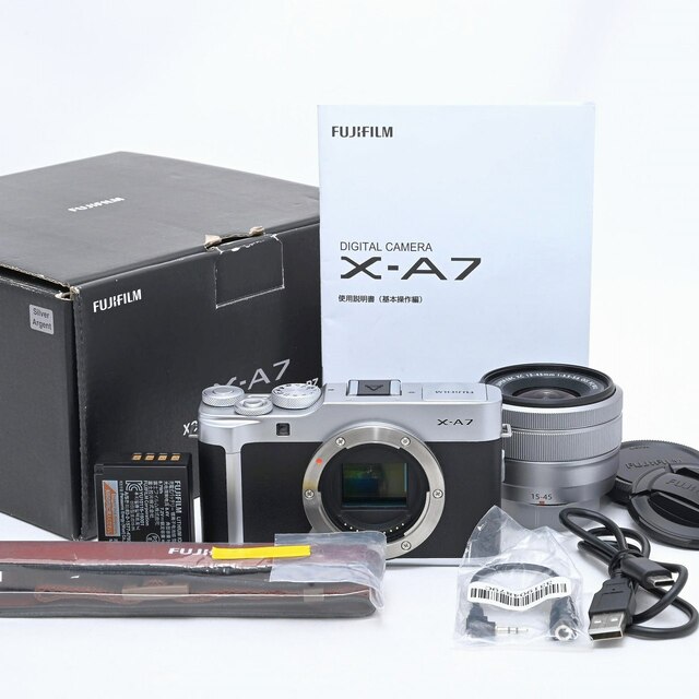 【美品】FUJIFILM X-A7 シルバー レンズキット 予備バッテリーつき