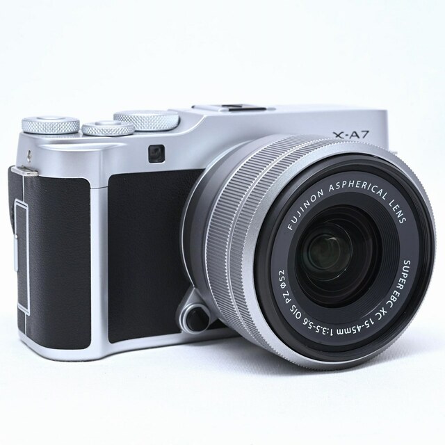 富士フイルム - FUJIFILM X-A7 レンズキット シルバーの通販 by