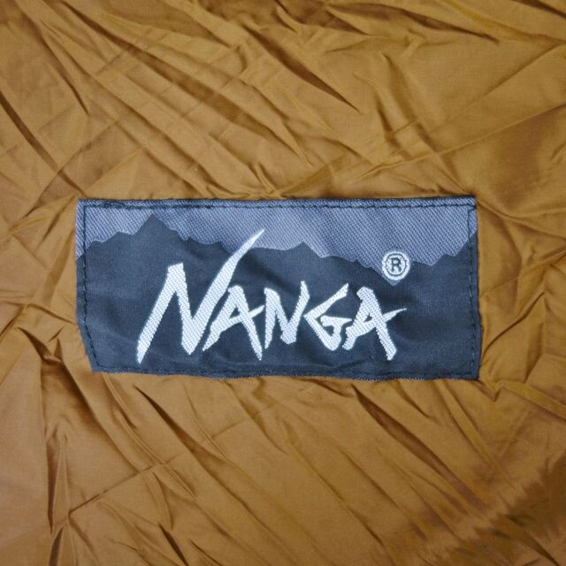 NANGA(ナンガ)の美品 ナンガ NANGA Approach Syncetic Fiber 600 アプローチシンセティックファイバー600 化繊 マミー型 シュラフ キャンプ オレンジ スポーツ/アウトドアのアウトドア(寝袋/寝具)の商品写真