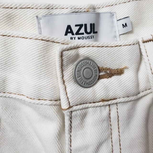AZUL by moussy(アズールバイマウジー)のAZUL by moussy ハイウエストデニムワイドIII ホワイトM パンツ レディースのパンツ(デニム/ジーンズ)の商品写真