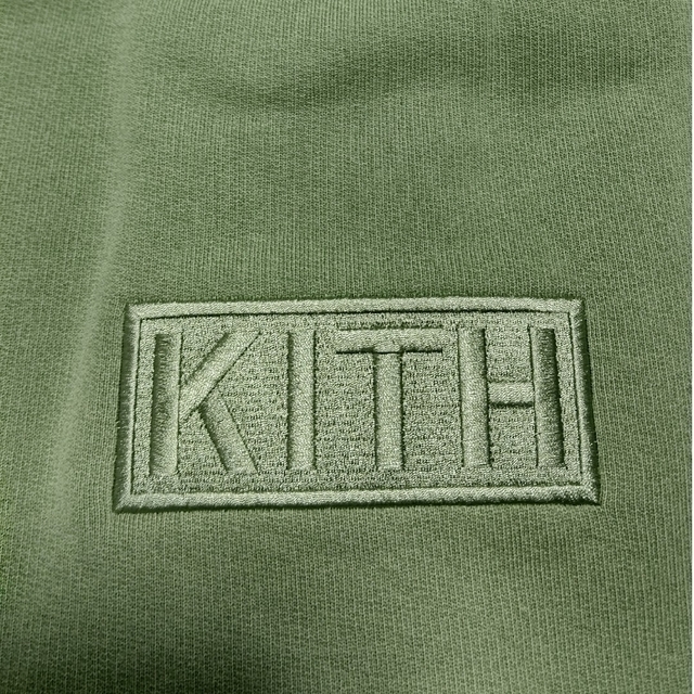 KITH(キス)のKITH CYBER MONDAY CREWNECK green  XL メンズのトップス(スウェット)の商品写真