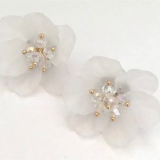 ハンドメイド フラワー イヤリング(ピアス)