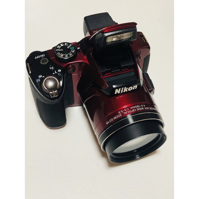 Nikon(ニコン)のNikon P510 レッド スマホ/家電/カメラのカメラ(コンパクトデジタルカメラ)の商品写真
