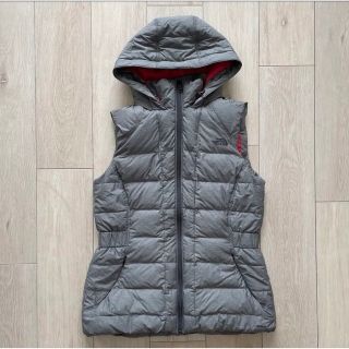 ザノースフェイス(THE NORTH FACE)のUSA企画ノースフェイス550レディースグレーダウンベストジャケットパーカー(ダウンジャケット)