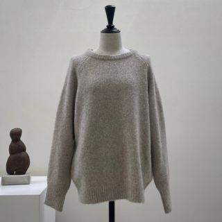 アギュー(ARGUE)のargue ALPACA YAK WOOL CLASSIC KNIT/BEIGE(ニット/セーター)