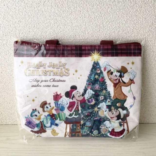 Disney(ディズニー)のディズニークリスマス☆スーベニアランチケース2022クリスマス エンタメ/ホビーのおもちゃ/ぬいぐるみ(キャラクターグッズ)の商品写真