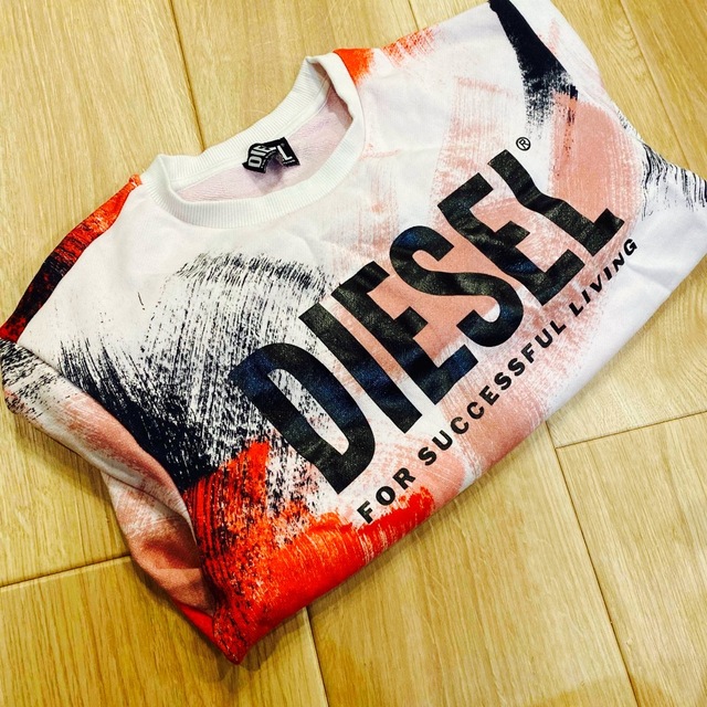 DIESEL トレーナー　美品