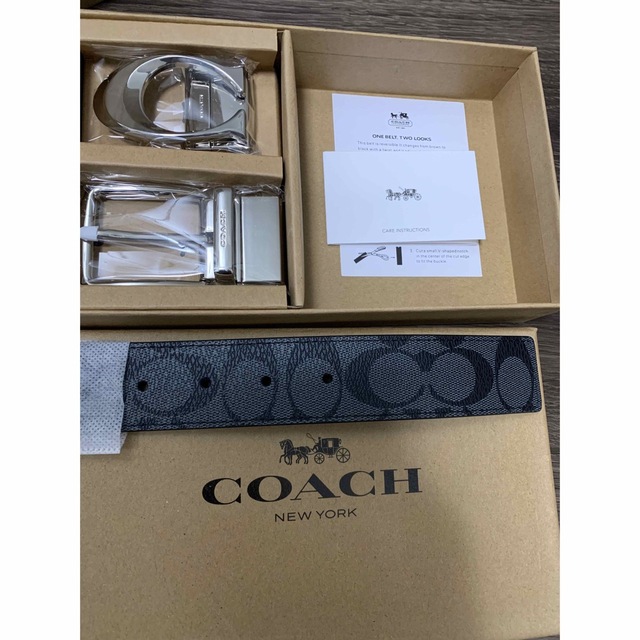 新品未使用タグ付き　コーチ　ベルト　coach リバーシブル　プレゼントにも