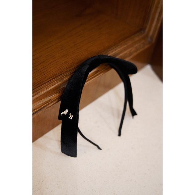 Herlipto  Velour Ribbon Headband