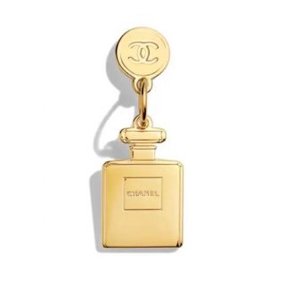 シャネル(CHANEL)のCHANEL 2022ホリデー限定 N°5ボトルチャーム クリスマス(チャーム)