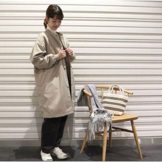 ムジルシリョウヒン(MUJI (無印良品))の無印良品 MUJI 撥水中綿スタンドカラーコート　XS-S ライトベージュ(ロングコート)