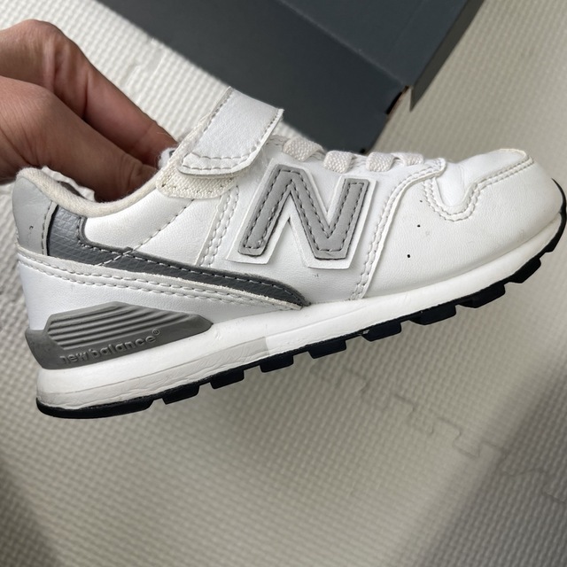 New Balance(ニューバランス)のニューバランス　996 キッズ/ベビー/マタニティのキッズ靴/シューズ(15cm~)(スニーカー)の商品写真