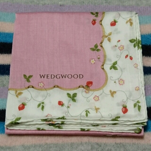 WEDGWOOD(ウェッジウッド)のウェッジウッド 未使用ハンカチ レディースのファッション小物(ハンカチ)の商品写真