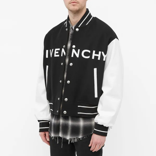 GIVENCHY - GIVENCHY スタジャンの通販 by SR0810's shop｜ジバンシィ ...