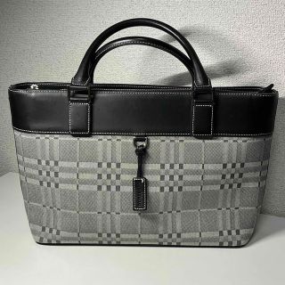 バーバリー(BURBERRY)のBurberry トートバッグ(トートバッグ)