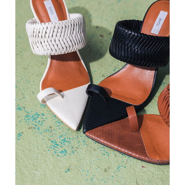 EVOL(イーボル)の【BL】トングポインテッドリザードサンダル レディースの靴/シューズ(サンダル)の商品写真