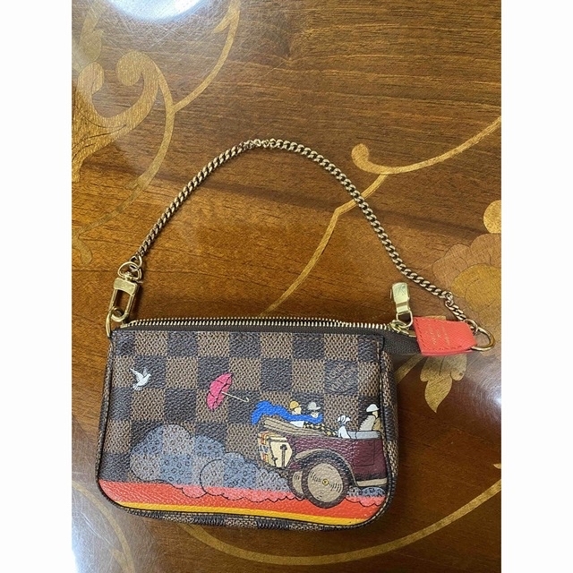 正規品　ルイヴィトン　LouisVuitton アクセソワール